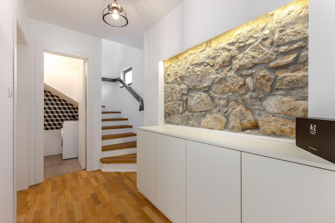 Olea Villa Ika Buitenkant foto